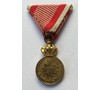 Vojenská záslužná medaile Signum Laudis